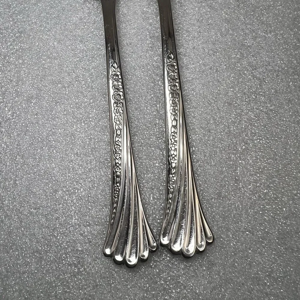 Set Of 2 Oneida Distinction Deluxe SPRING GLEN Stainless Salad Forks 6 7/8